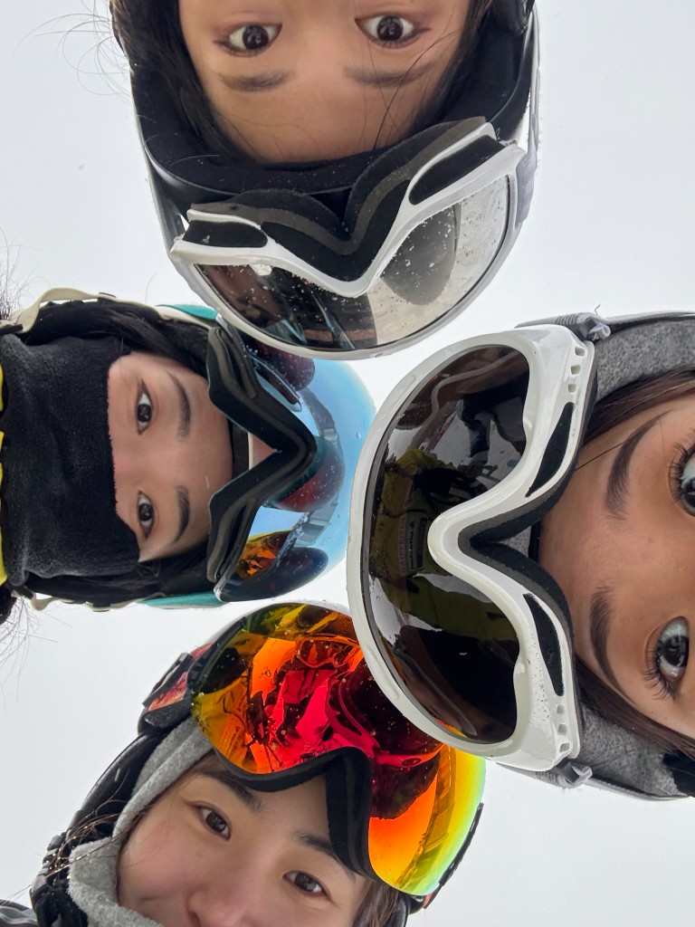 Skiing with friends